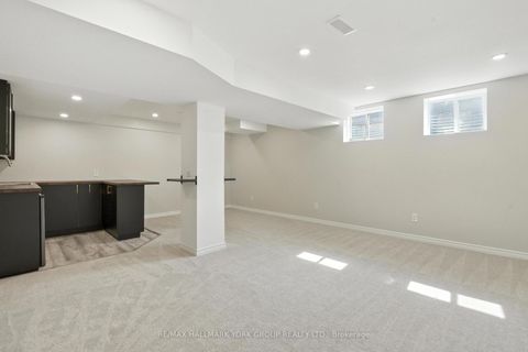 Photo 28 at 40 Hutt Crescent, Bayview Northeast, Aurora