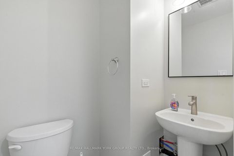 Photo 30 at 40 Hutt Crescent, Bayview Northeast, Aurora
