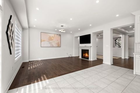 Photo 9 at 10 Alistair Crescent, Kleinburg, Vaughan