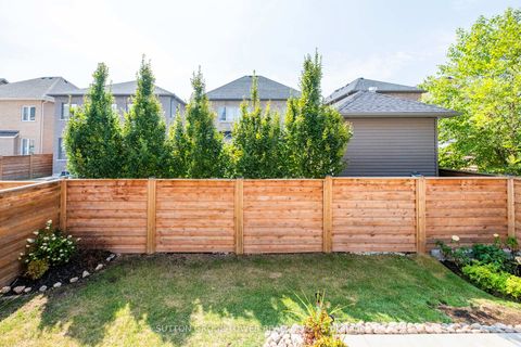 Photo 46 at 10 Alistair Crescent, Kleinburg, Vaughan