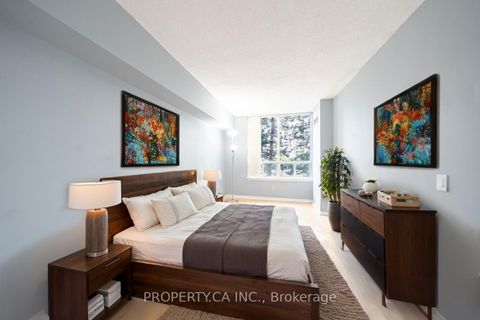 Photo 12 at 312 - 7 Bishop Avenue, Newtonbrook East, Toronto