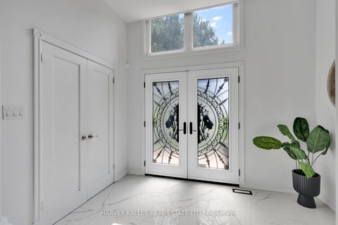 Photo 3 at 42 Grangemill Crescent, Don Mills, Toronto