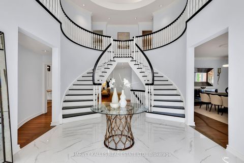 Photo 4 at 42 Grangemill Crescent, Don Mills, Toronto