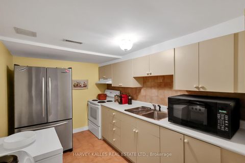 Photo 42 at 42 Grangemill Crescent, Don Mills, Toronto