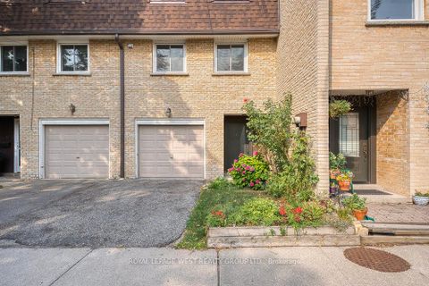 Photo 4 at 3 - 92 Twenty Ninth Street, Long Branch, Toronto