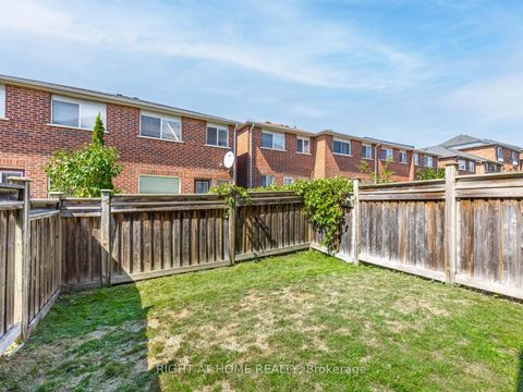 Photo 29 at 6 Martell Gate, Bayview Northeast, Aurora