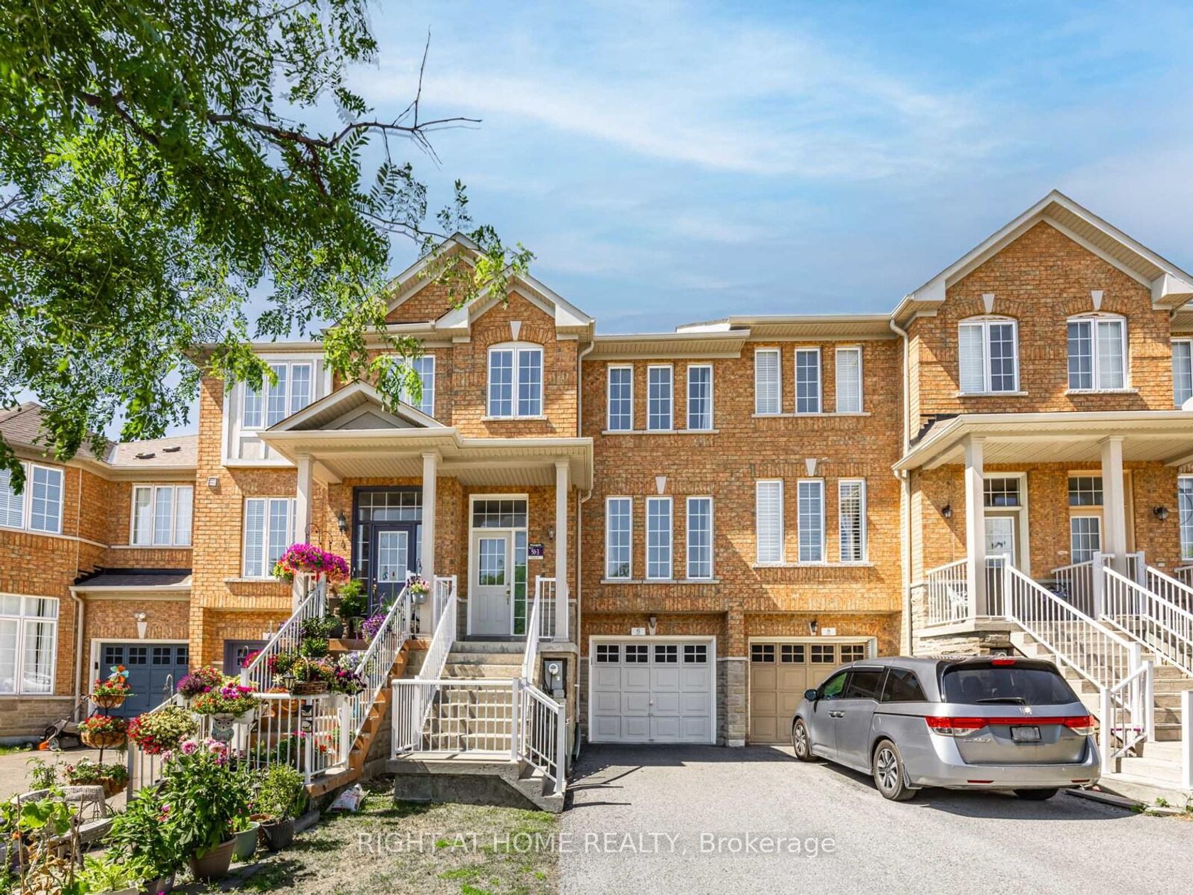 6 Martell Gate, Bayview Northeast, Aurora 