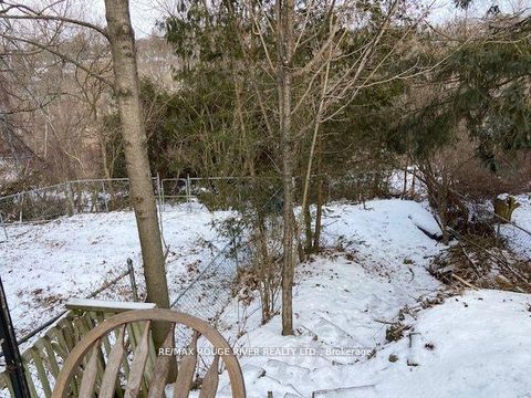 Photo 24 at 23 Westlake Crescent, Lumsden, Toronto