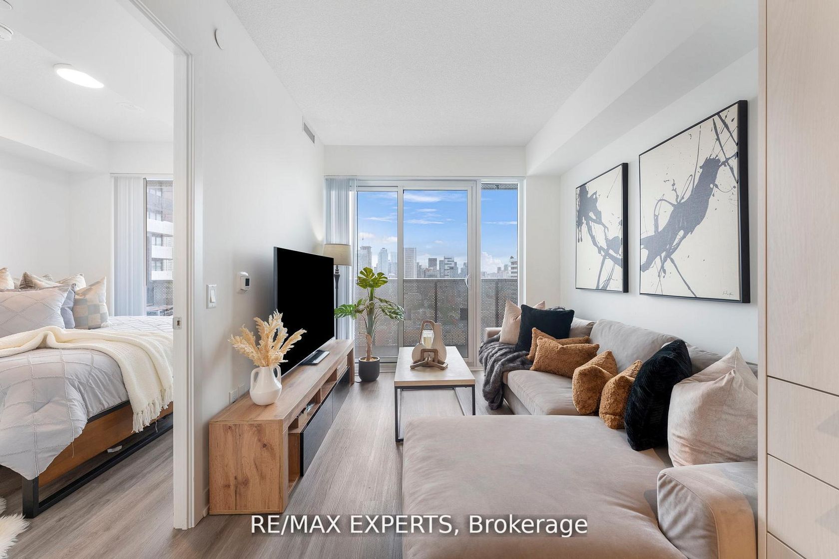 3302 - 138 Downes Street, Waterfront Communities C8, Toronto 