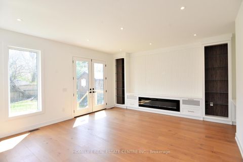 Photo 10 at 1 Camilla Crescent, Birchmount, Toronto