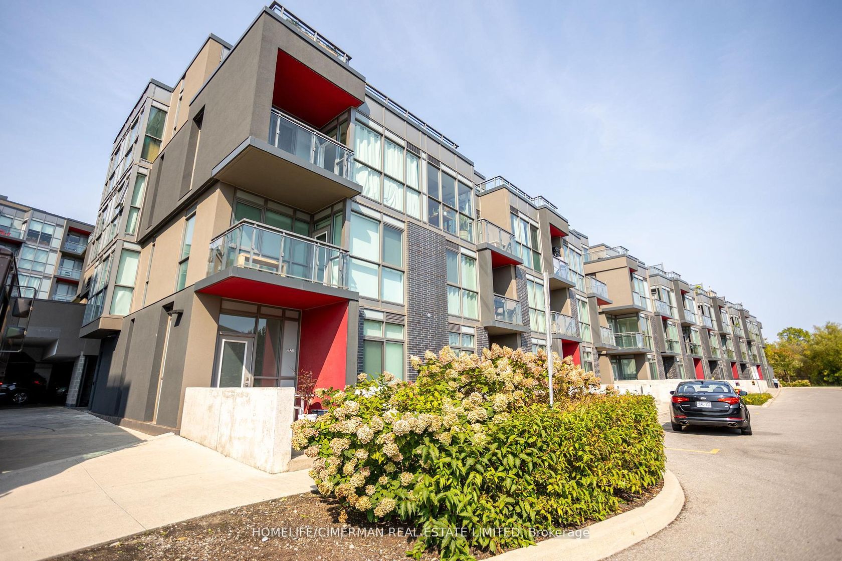 C323 - 5260 Dundas Street, Orchard, Burlington 