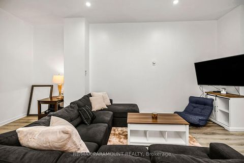 Photo 5 at 121 Mulock Avenue, Junction Area, Toronto