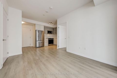 Photo 9 at 1011 - 50 Dunfield Avenue, Mount Pleasant East, Toronto