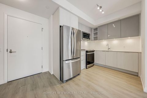Photo 13 at 1011 - 50 Dunfield Avenue, Mount Pleasant East, Toronto