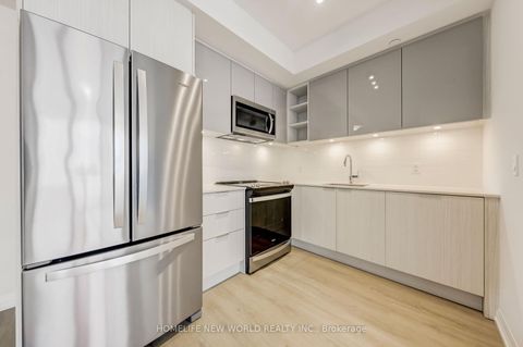 Photo 14 at 1011 - 50 Dunfield Avenue, Mount Pleasant East, Toronto