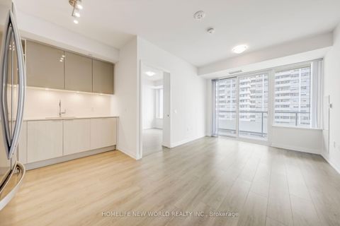 Photo 16 at 1011 - 50 Dunfield Avenue, Mount Pleasant East, Toronto