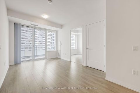 Photo 17 at 1011 - 50 Dunfield Avenue, Mount Pleasant East, Toronto