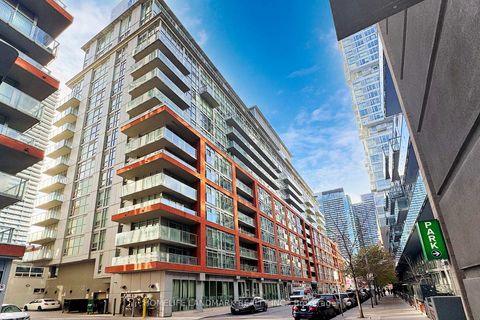 Photo 2 at 1001 - 21 Nelson Street, Waterfront Communities C1, Toronto