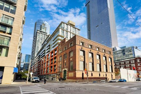 Photo 3 at 1001 - 21 Nelson Street, Waterfront Communities C1, Toronto