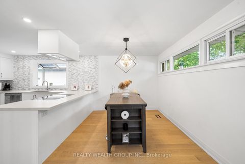 Photo 6 at 39 Treadgold Crescent, Donalda, Toronto