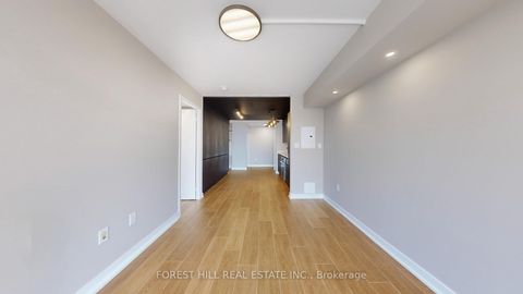 Photo 17 at 2816 - 15 Iceboat Terrace, Waterfront Communities C1, Toronto