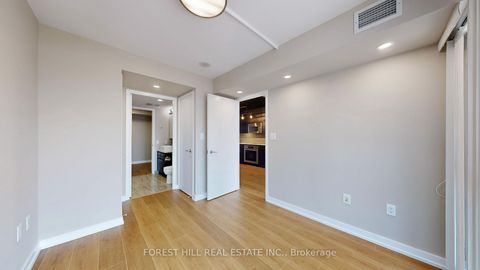Photo 26 at 2816 - 15 Iceboat Terrace, Waterfront Communities C1, Toronto