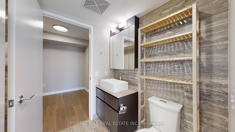 Photo 32 at 2816 - 15 Iceboat Terrace, Waterfront Communities C1, Toronto