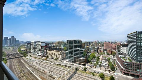 Photo 38 at 2816 - 15 Iceboat Terrace, Waterfront Communities C1, Toronto