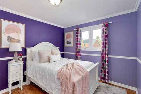 Photo 21 at 138 Largo Crescent, Maple, Vaughan