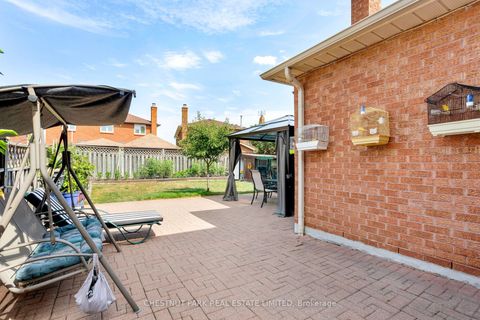 Photo 28 at 138 Largo Crescent, Maple, Vaughan
