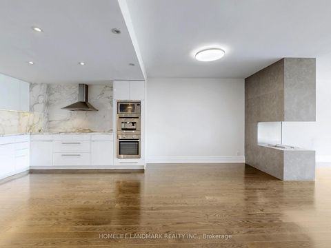 Photo 3 at 304W - 480 Queens Quay W, Waterfront Communities C1, Toronto