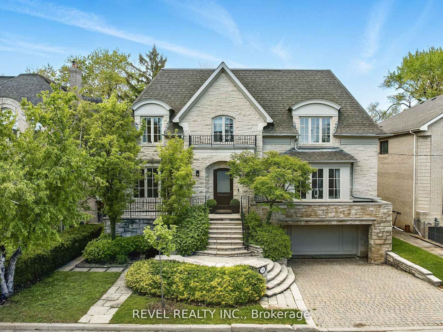 208 Carmichael Avenue, Nortown, Toronto 