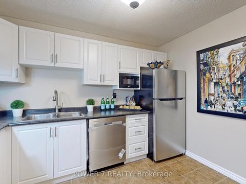 Photo 10 at 407 - 10 Tangreen Court, Newtonbrook West, Toronto
