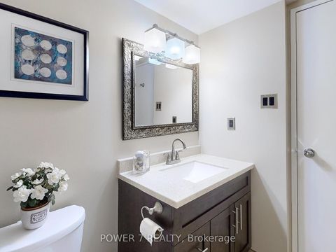 Photo 15 at 407 - 10 Tangreen Court, Newtonbrook West, Toronto