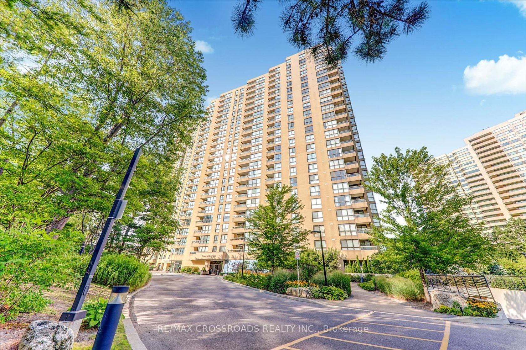 405 - 1 Concorde Place, Don Mills, Toronto 