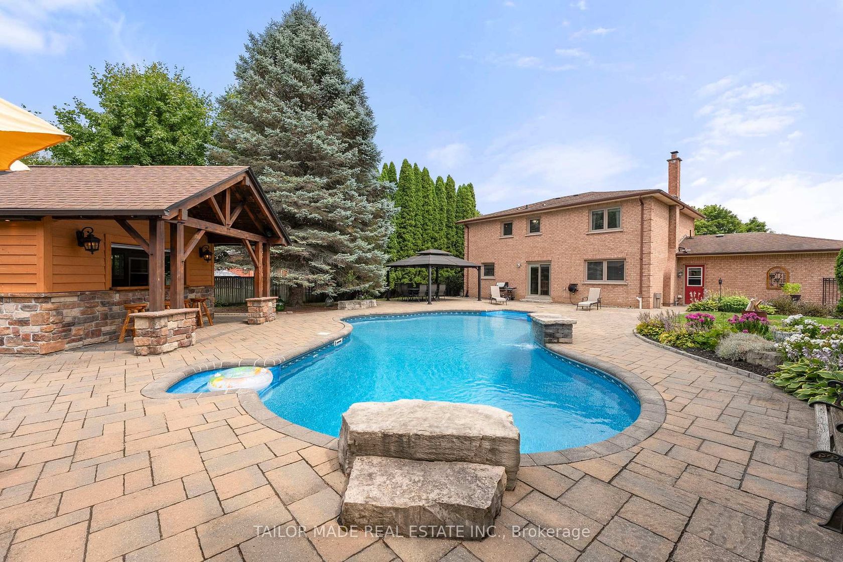 48 Marilyn Street, Caledon East, Caledon 