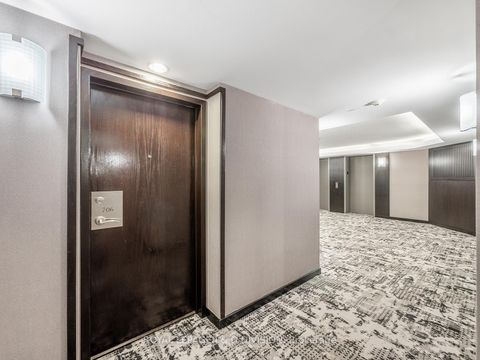 Photo 3 at 706 - 10 Queens Quay W, Waterfront Communities C1, Toronto