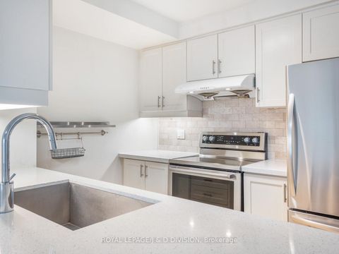 Photo 9 at 706 - 10 Queens Quay W, Waterfront Communities C1, Toronto
