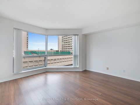 Photo 15 at 706 - 10 Queens Quay W, Waterfront Communities C1, Toronto
