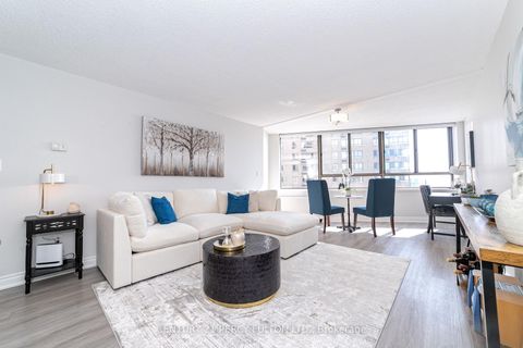 Photo 13 at 1407 - 270 Queens Quay W, Waterfront Communities C1, Toronto