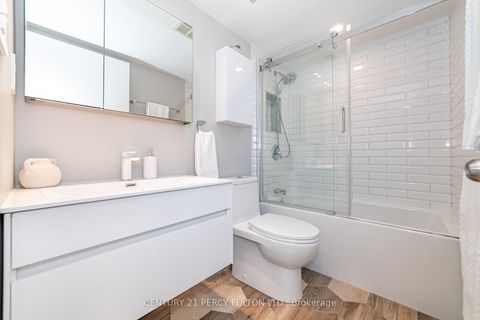 Photo 21 at 1407 - 270 Queens Quay W, Waterfront Communities C1, Toronto