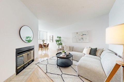 Photo 1 at 924 - 65 Scadding Avenue, Waterfront Communities C8, Toronto