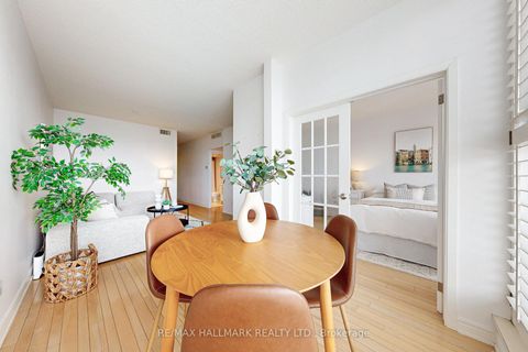 Photo 13 at 924 - 65 Scadding Avenue, Waterfront Communities C8, Toronto
