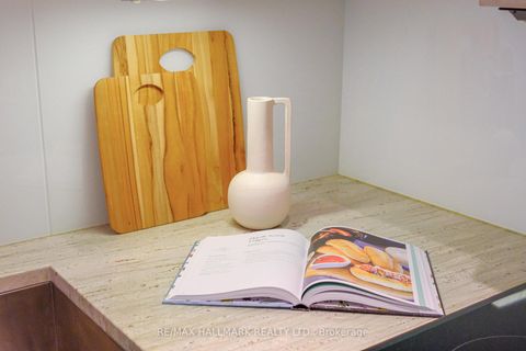 Photo 18 at 924 - 65 Scadding Avenue, Waterfront Communities C8, Toronto