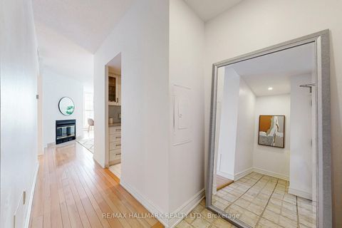 Photo 27 at 924 - 65 Scadding Avenue, Waterfront Communities C8, Toronto