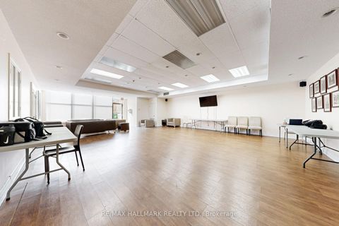 Photo 32 at 924 - 65 Scadding Avenue, Waterfront Communities C8, Toronto