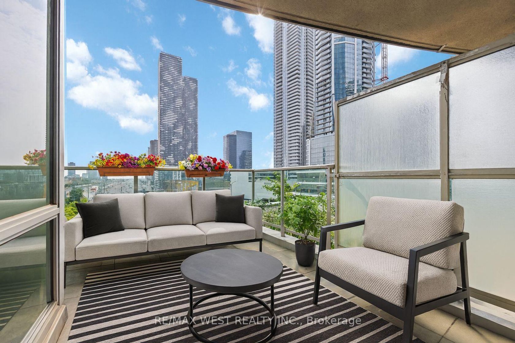 710 - 18 Yonge Street, Waterfront Communities C1, Toronto 