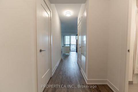 Photo 7 at 3104 - 30 Inn on the Park Drive, Don Mills, Toronto