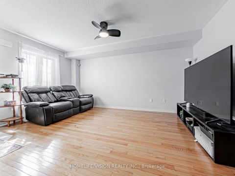Photo 4 at 10 Odoardo Disanto Circle, CFB, Toronto