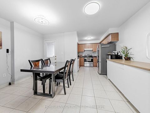 Photo 7 at 10 Odoardo Disanto Circle, CFB, Toronto